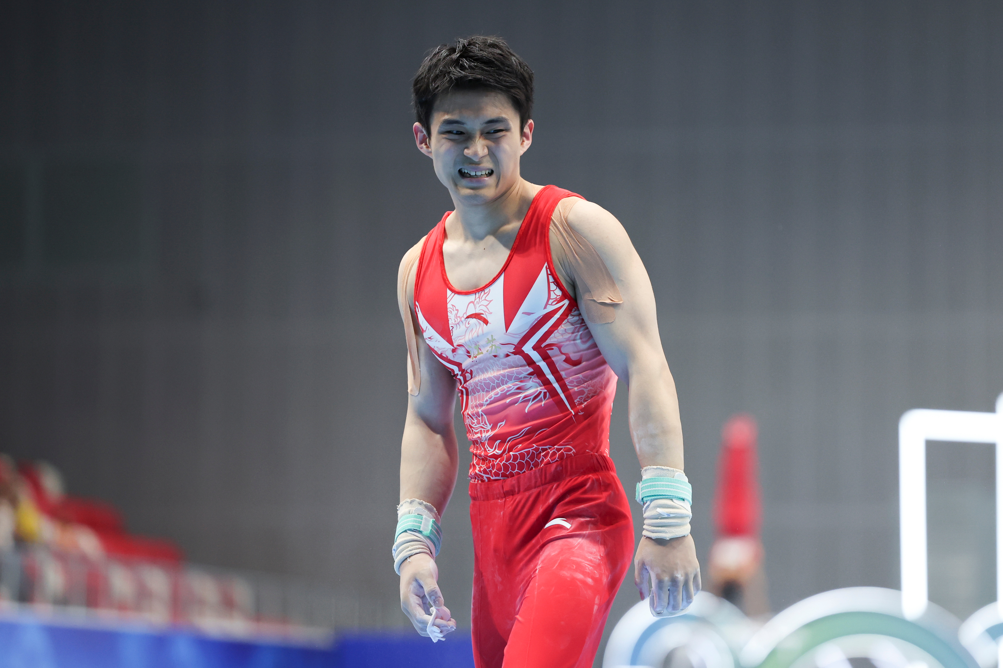 包含体操总决赛即将打响,冠军归属成谜的词条 包含体操总决赛即将打响,冠军归属成谜的词条