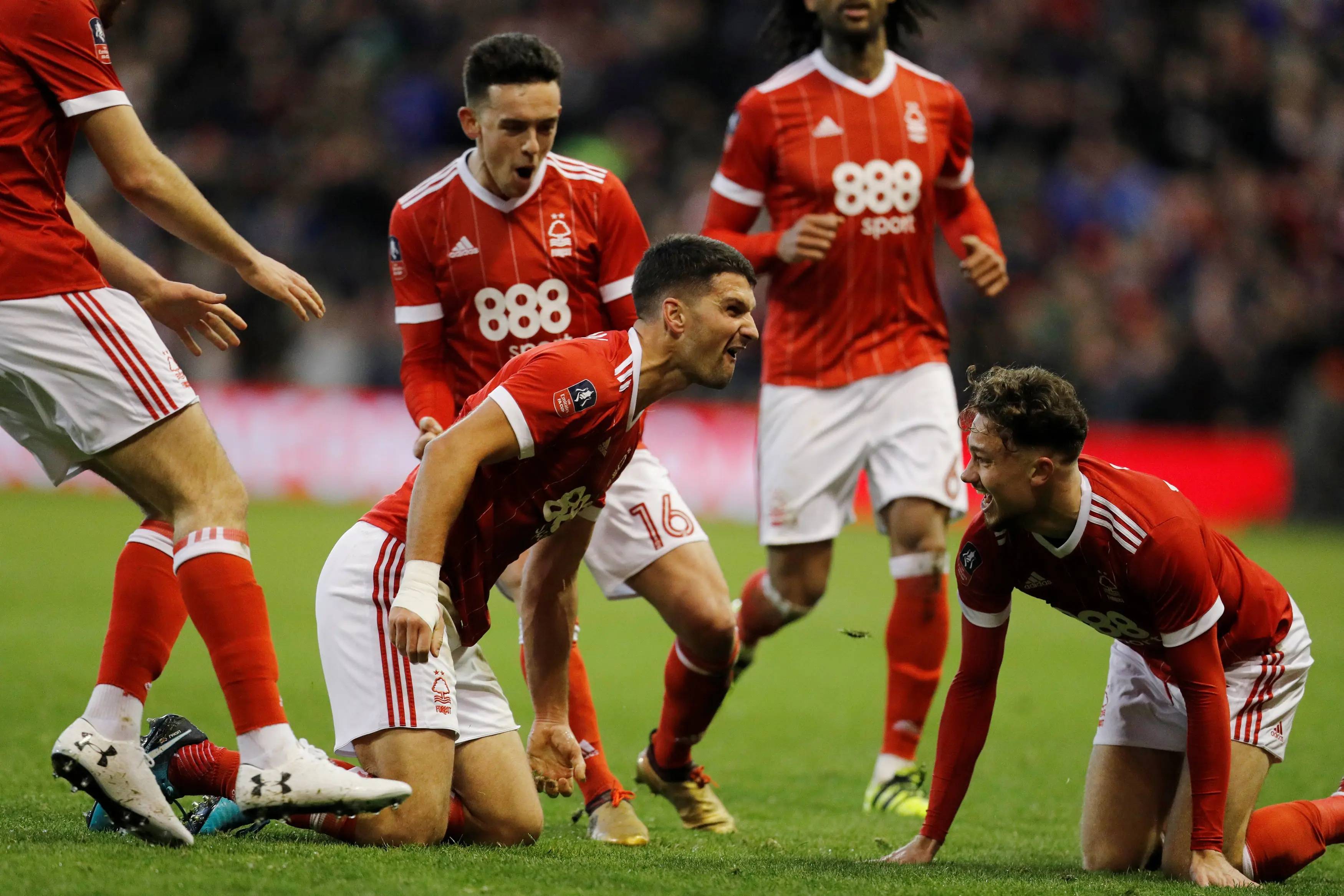 爆冷！英超强队意外出局震惊全场