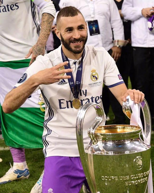 日本逆转阿森纳,本泽马惊艳四座 日本逆转阿森纳,本泽马惊艳四座