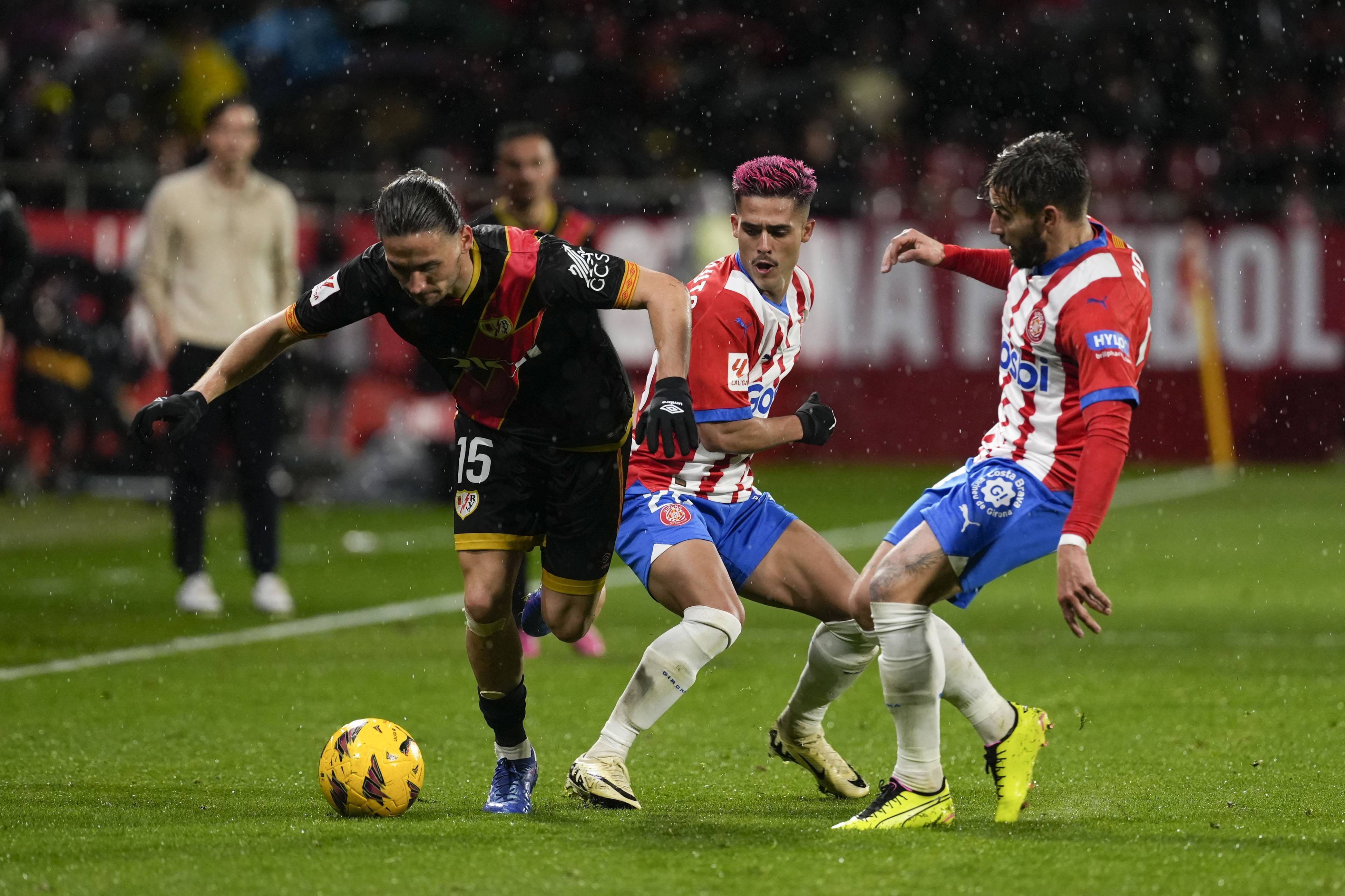 红牛二队翻盘红牛车队,勒克莱尔状态火热 红牛二队翻盘红牛车队,勒克莱尔状态火热