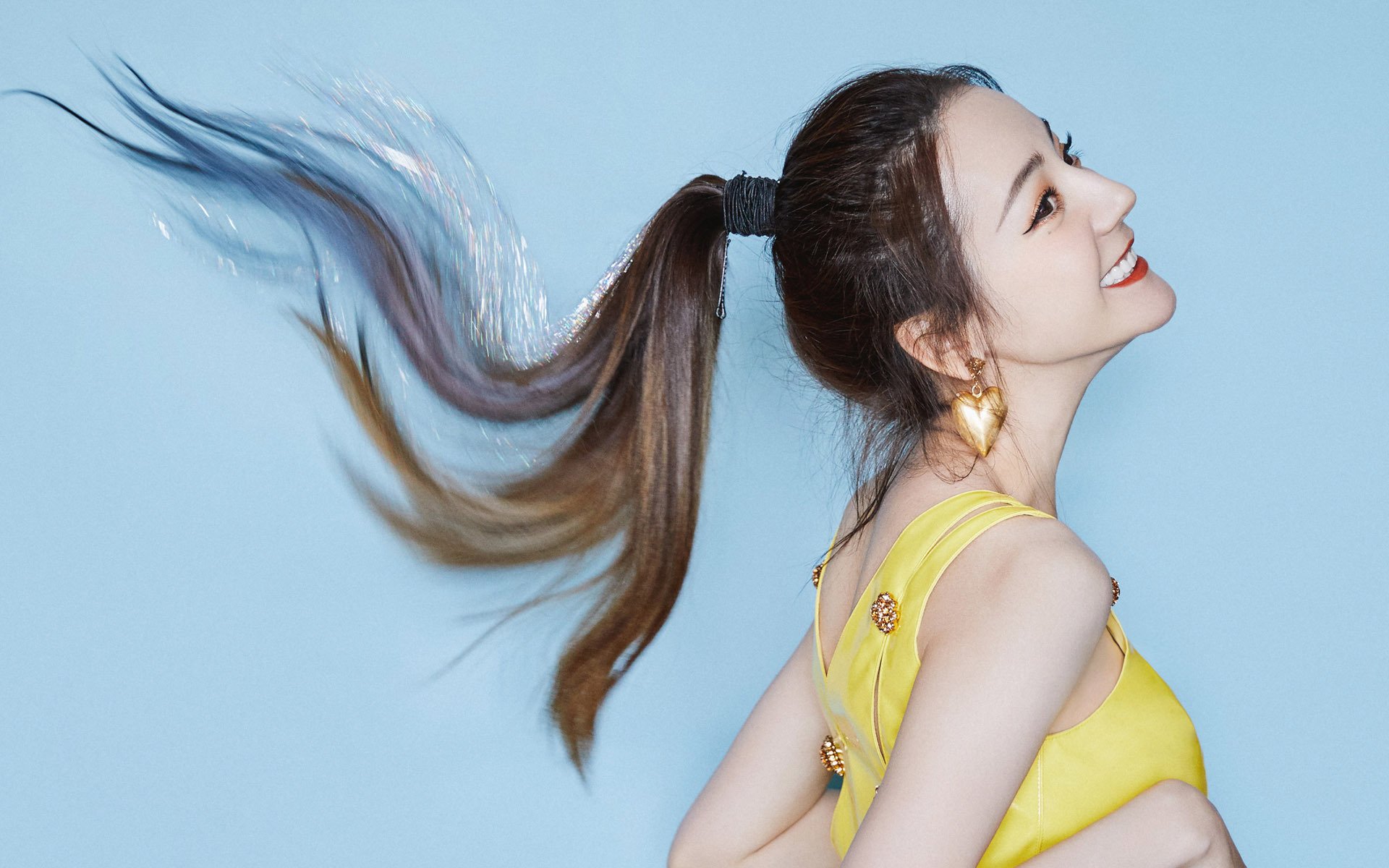 门神之夜，两位守护者的博弈与胜利